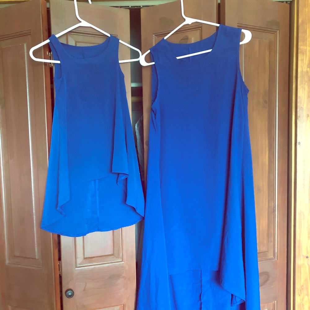 Mommy and daughter matching dresses.